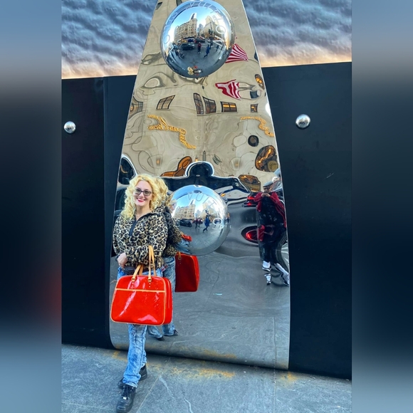 Louis Vuitton Sutton Rouge Vernis Leather Monogram Weekend Bag RARE EUC CA1010 - Picture 13 of 15